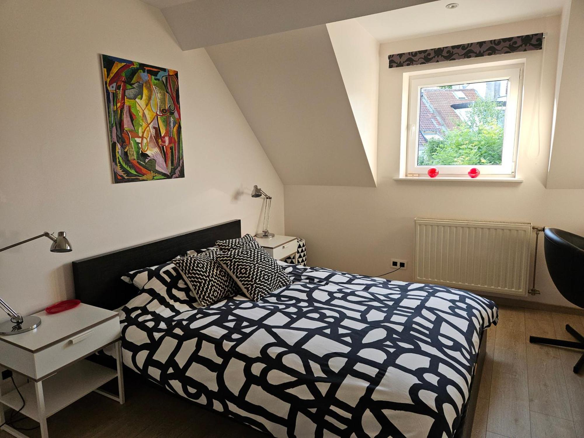 Modern Duplex With Garden Apartment Brussels Ngoại thất bức ảnh